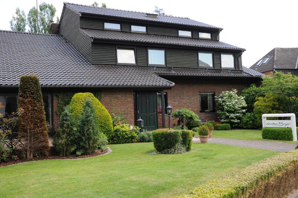 Landhaus Berger Pensionat Feldhausen Exteriör bild